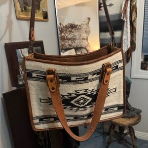 Myra western laptop bag